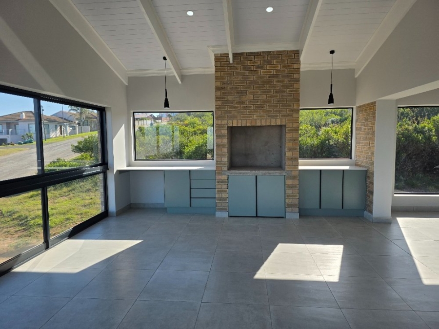 3 Bedroom Property for Sale in Dana Bay Western Cape